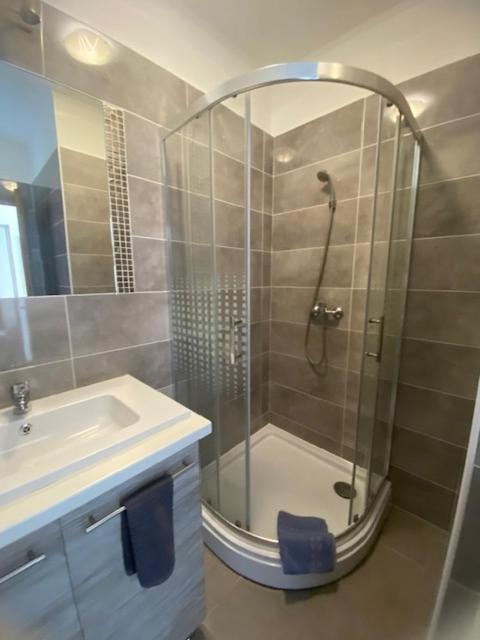 Tocc Apartman Gyal Ngoại thất bức ảnh